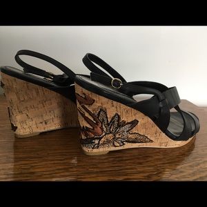 Wedge embellished sandals!